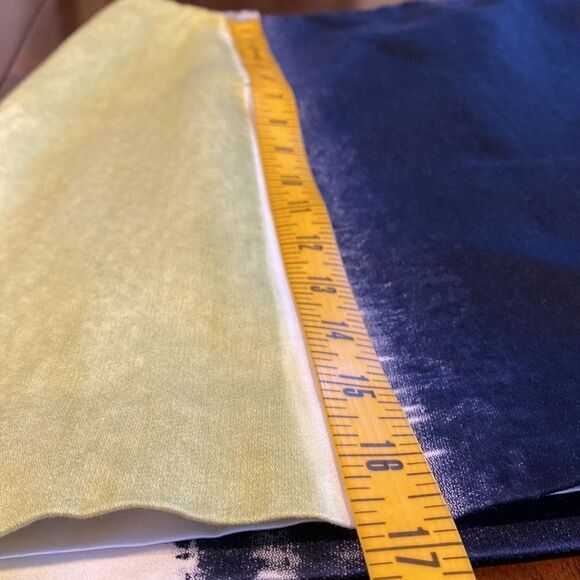 Tahari Mini Skirt Green White Black Color Block Skirt Size 6 - Picture 11 of 14